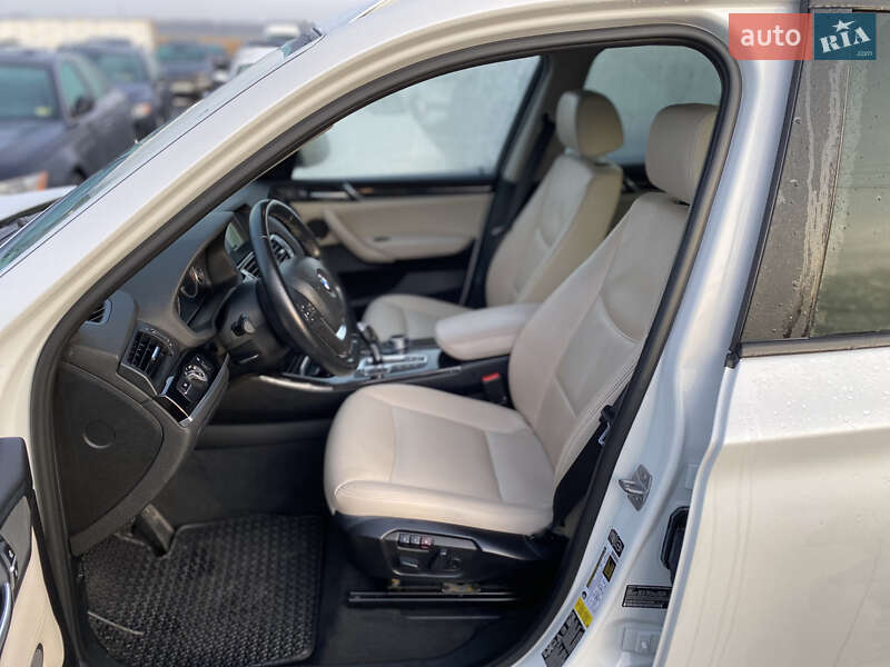 Внедорожник / Кроссовер BMW X3 2015 в Луцке