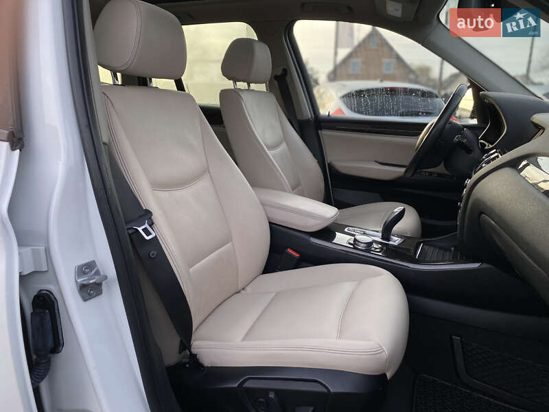 Внедорожник / Кроссовер BMW X3 2015 в Луцке