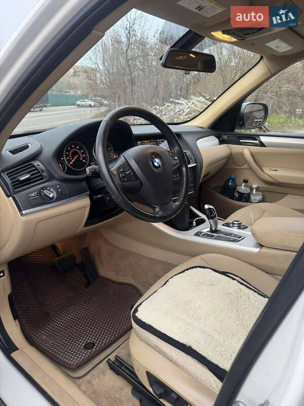 Внедорожник / Кроссовер BMW X3 2013 в Киеве