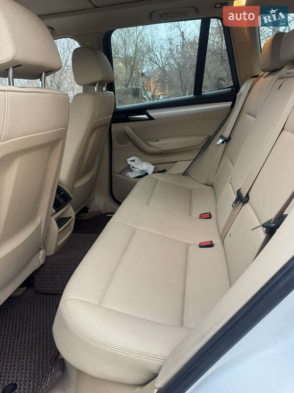 Внедорожник / Кроссовер BMW X3 2013 в Киеве