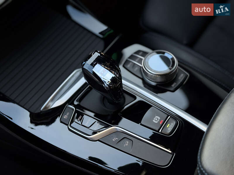 Внедорожник / Кроссовер BMW X3 2020 в Черновцах