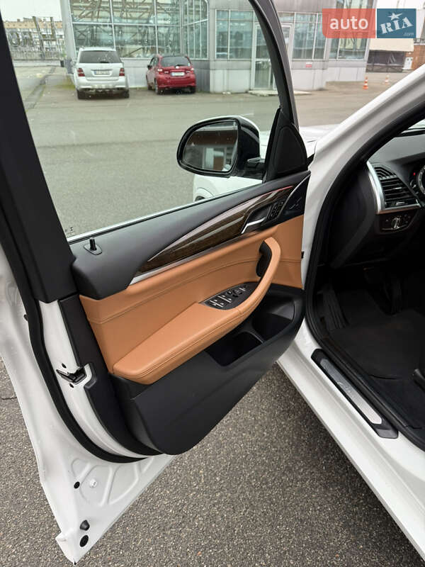 Внедорожник / Кроссовер BMW X3 2018 в Киеве фото 13 Внедорожник / Кроссовер BMW X3 2018 в Киеве