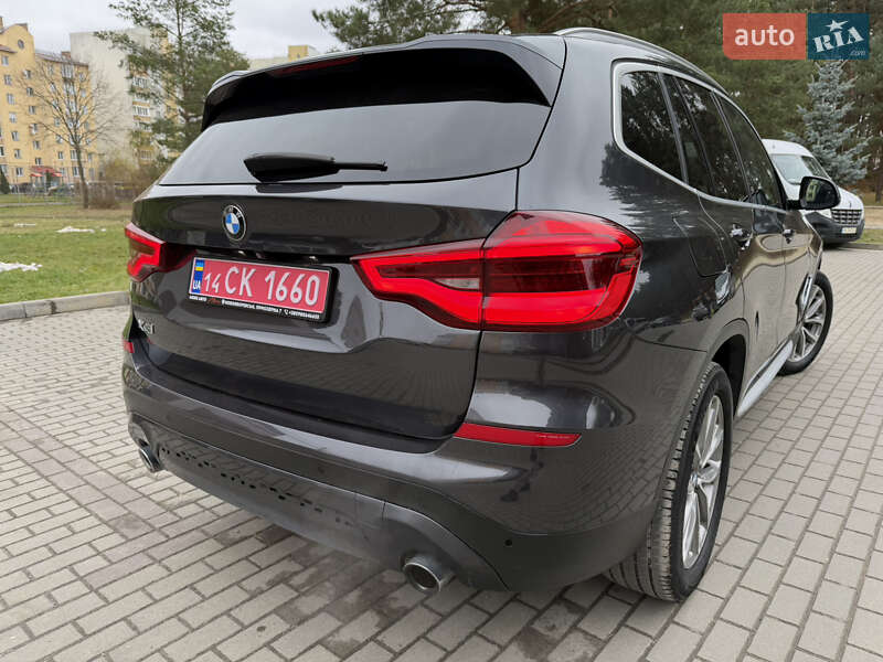 Внедорожник / Кроссовер BMW X3 2019 в Новояворовске