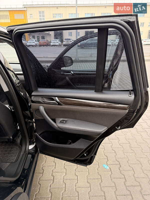 Внедорожник / Кроссовер BMW X3 2016 в Киеве