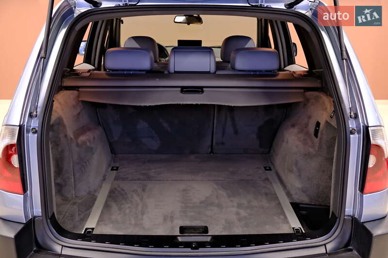 Внедорожник / Кроссовер BMW X3 2004 в Одессе