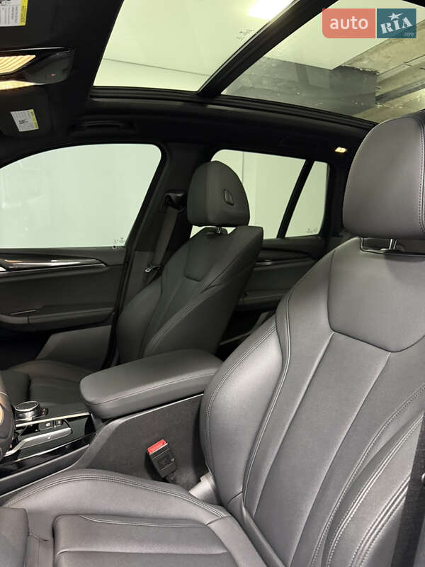 Внедорожник / Кроссовер BMW X3 2019 в Одессе