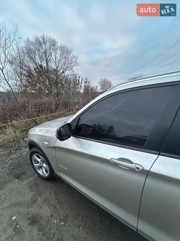 Внедорожник / Кроссовер BMW X3 2011 в Киеве