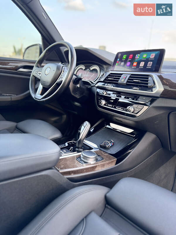 Внедорожник / Кроссовер BMW X3 2018 в Киеве