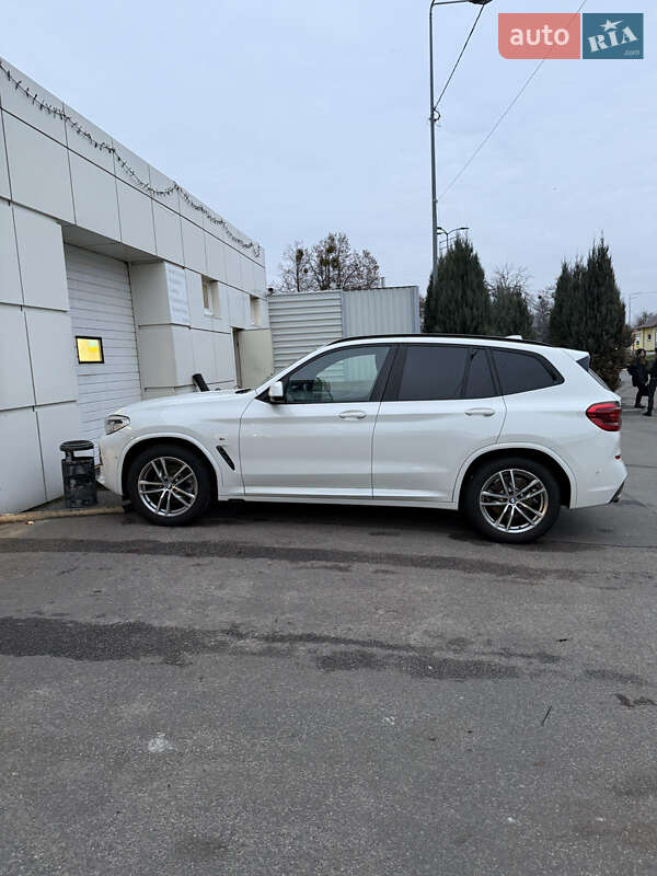 Внедорожник / Кроссовер BMW X3 2018 в Киеве
