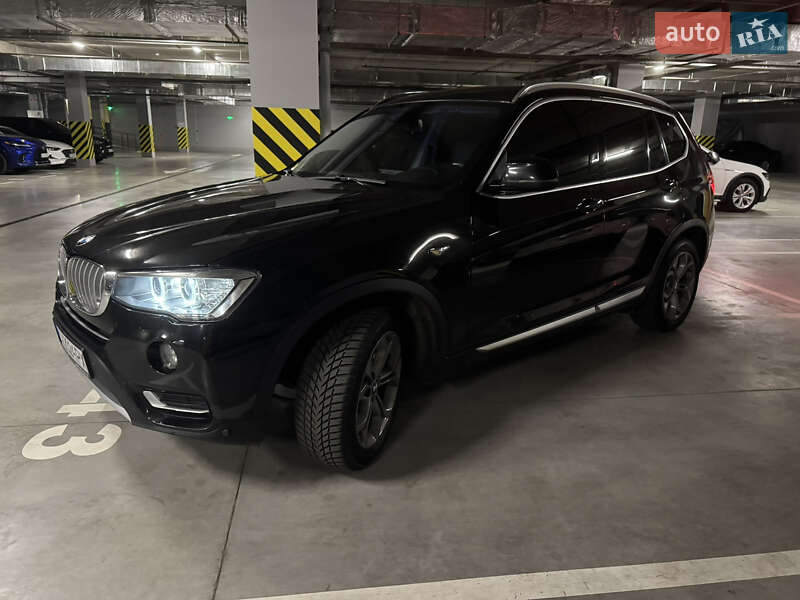 Внедорожник / Кроссовер BMW X3 2016 в Киеве