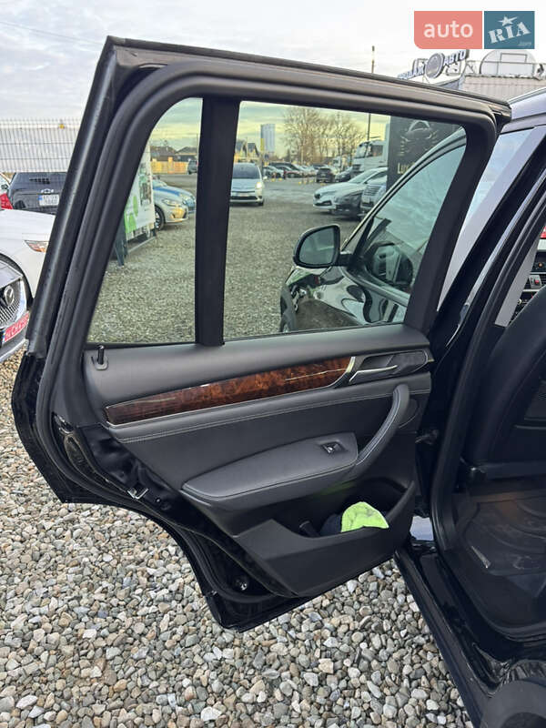 Внедорожник / Кроссовер BMW X3 2016 в Ивано-Франковске