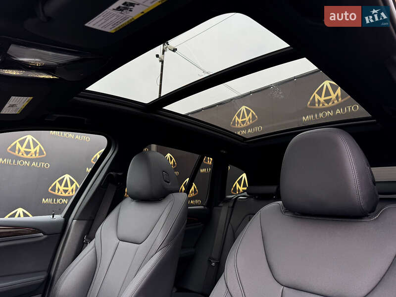 Внедорожник / Кроссовер BMW X3 2021 в Киеве