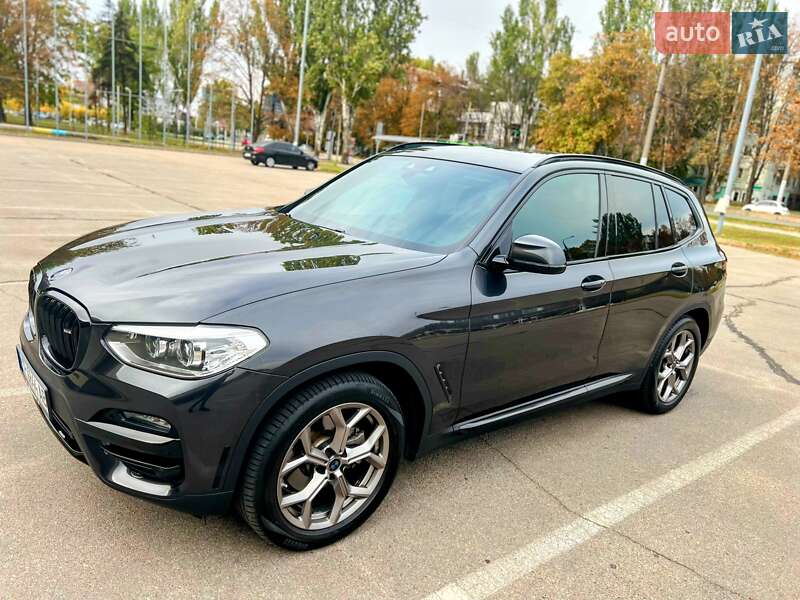 Внедорожник / Кроссовер BMW X3 2020 в Запорожье