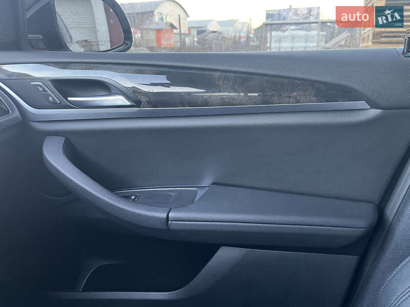 Внедорожник / Кроссовер BMW X3 2019 в Ивано-Франковске