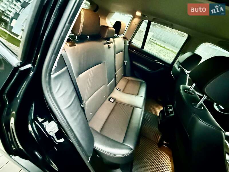 Внедорожник / Кроссовер BMW X3 2016 в Одессе