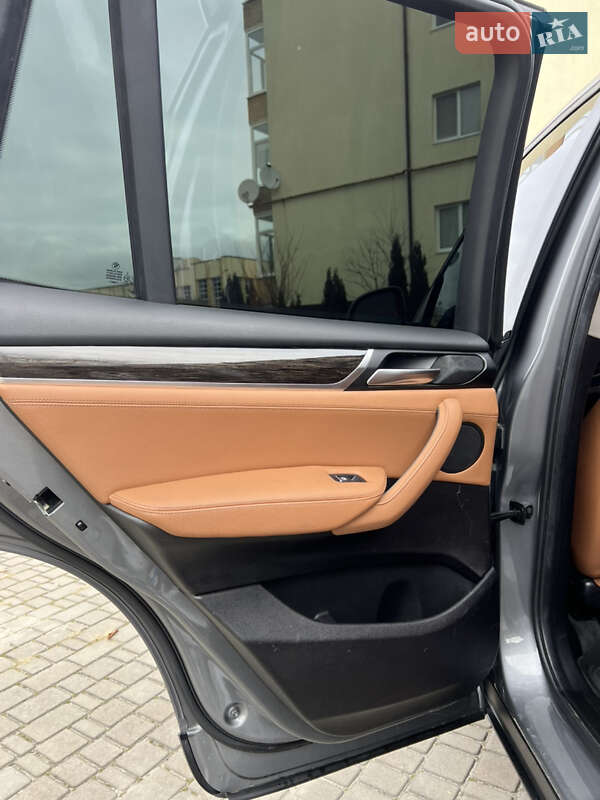 Позашляховик / Кросовер BMW X3 2017 в Новояворівську