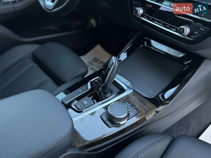 Внедорожник / Кроссовер BMW X3 2019 в Львове