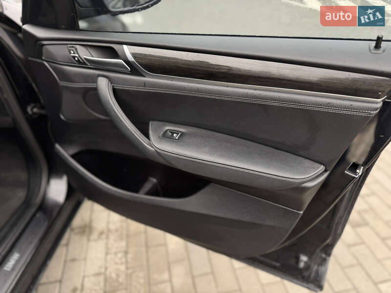 Внедорожник / Кроссовер BMW X3 2015 в Ровно