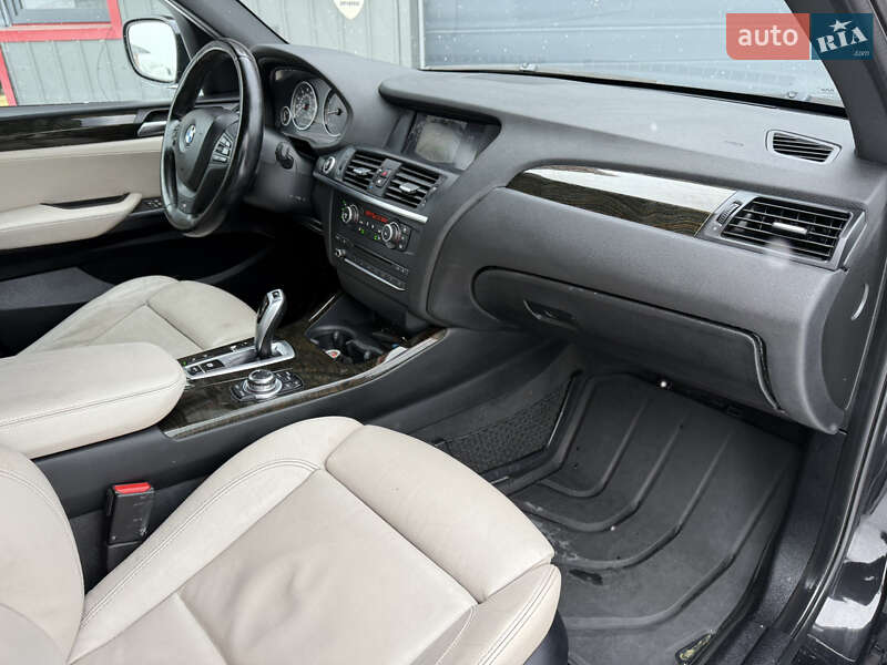 Внедорожник / Кроссовер BMW X3 2013 в Ковеле