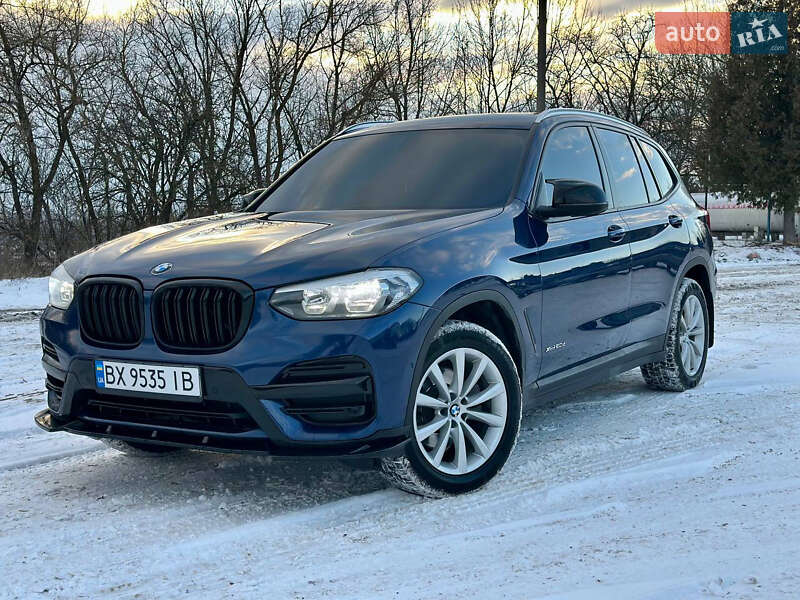 Внедорожник / Кроссовер BMW X3 2018 в Хмельницком