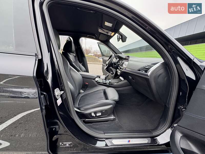 Внедорожник / Кроссовер BMW X3 2020 в Киеве