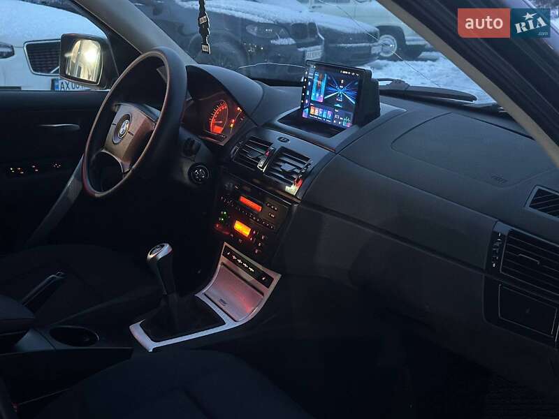 Внедорожник / Кроссовер BMW X3 2005 в Харькове