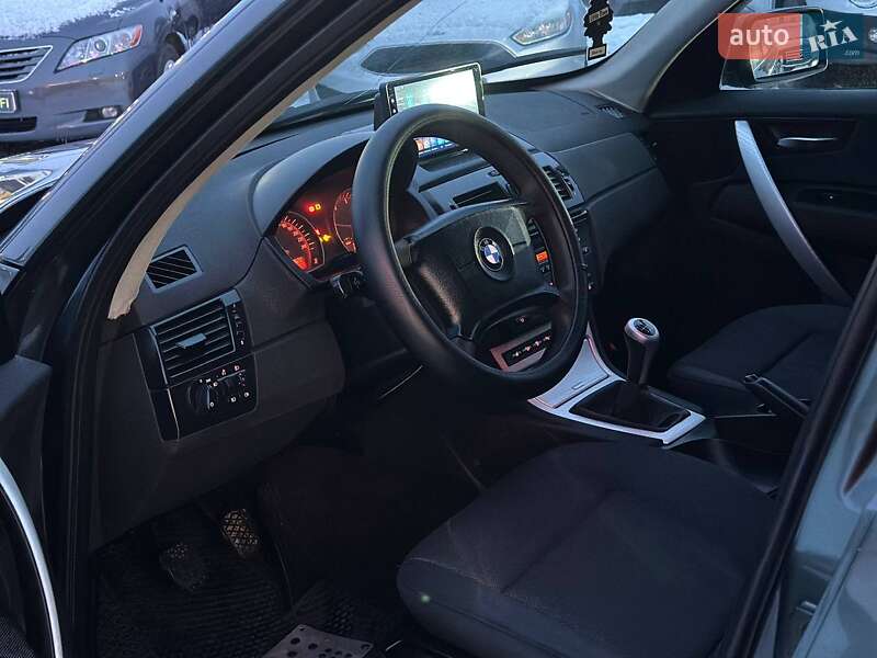 Внедорожник / Кроссовер BMW X3 2005 в Харькове