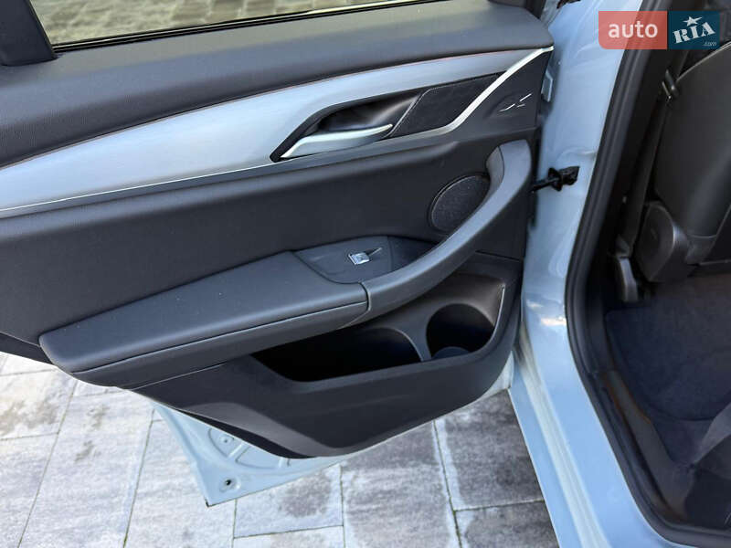 Внедорожник / Кроссовер BMW X3 2024 в Луцке