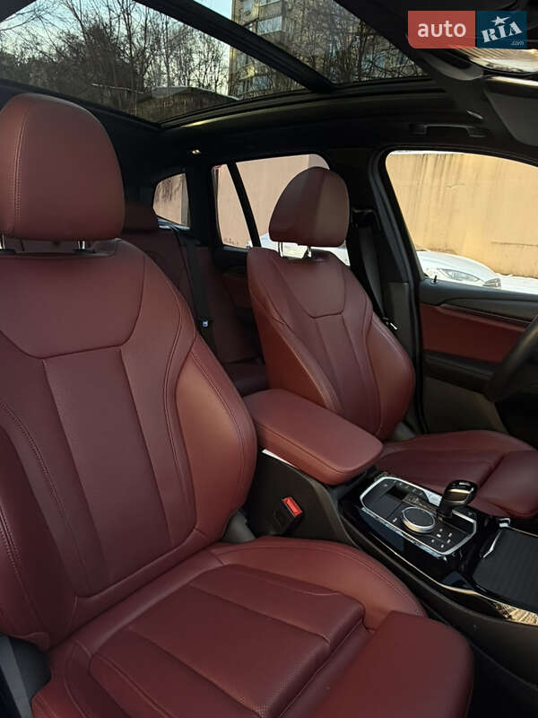 Внедорожник / Кроссовер BMW X3 2022 в Киеве