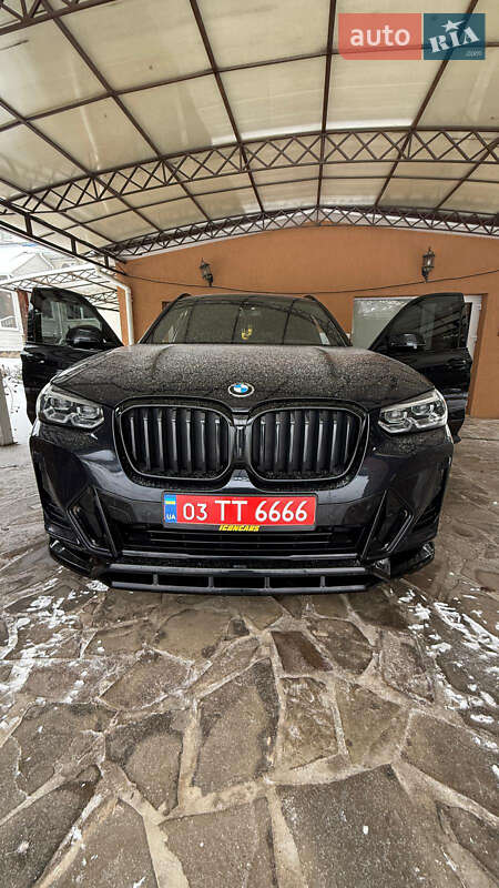 Внедорожник / Кроссовер BMW X3 2023 в Харькове