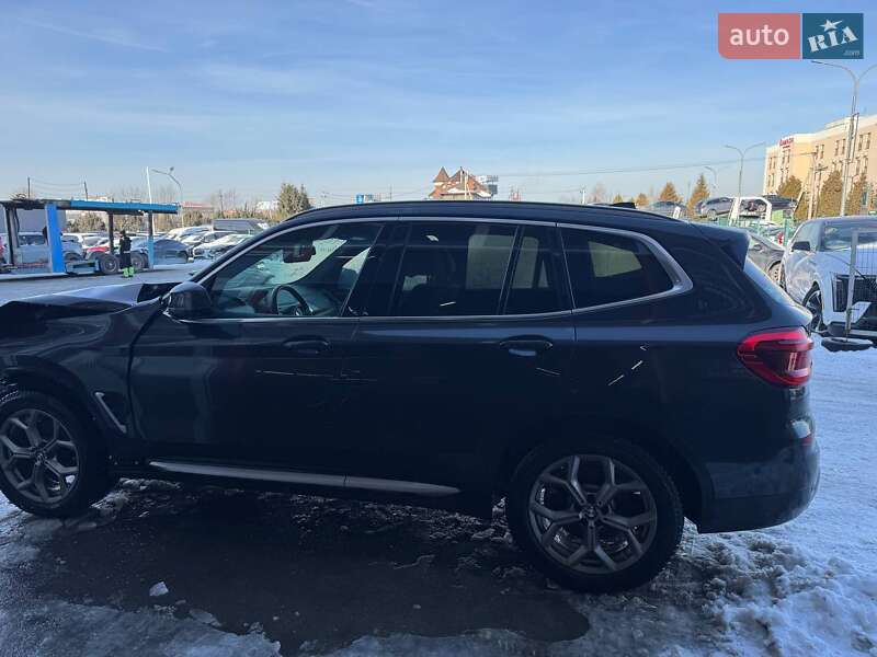 Внедорожник / Кроссовер BMW X3 2020 в Львове