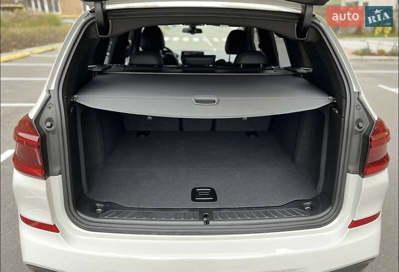 Внедорожник / Кроссовер BMW X3 2021 в Харькове