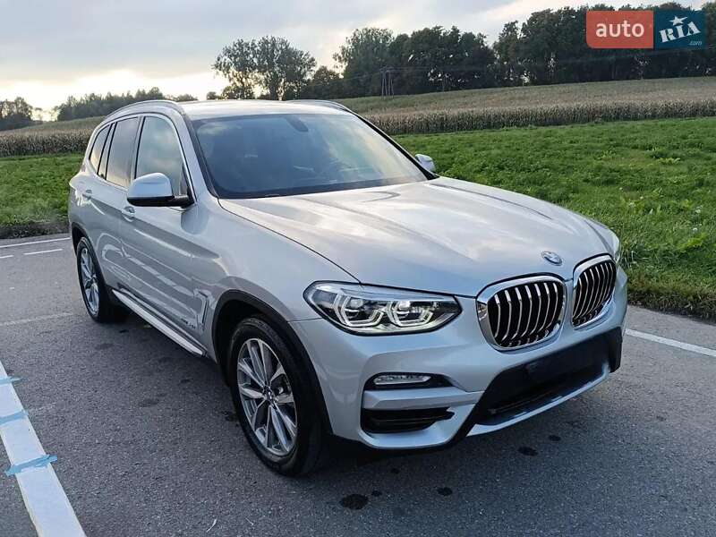 Внедорожник / Кроссовер BMW X3 2018 в Львове