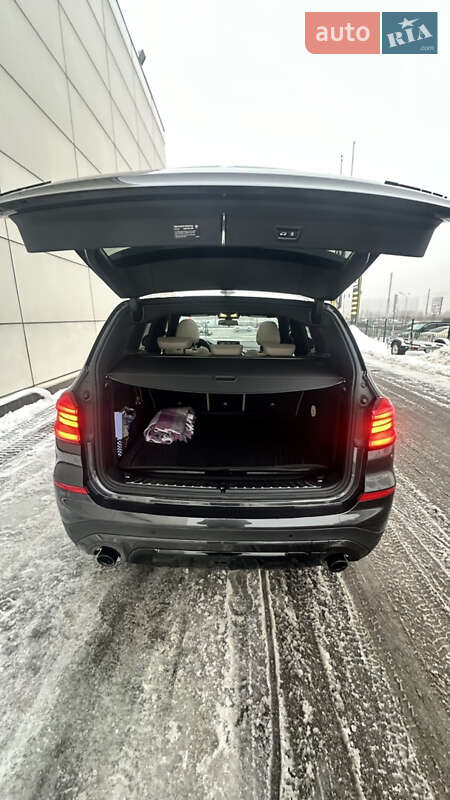 Внедорожник / Кроссовер BMW X3 2018 в Киеве