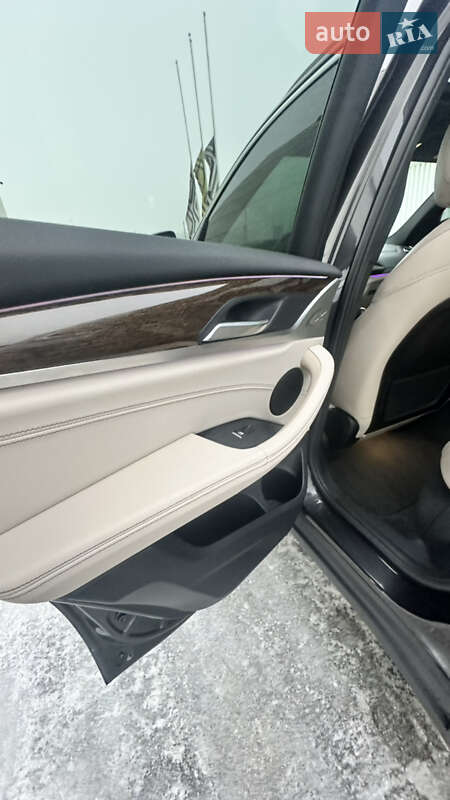 Внедорожник / Кроссовер BMW X3 2018 в Киеве