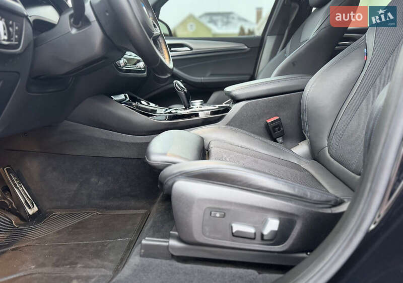 Внедорожник / Кроссовер BMW X3 2021 в Киеве