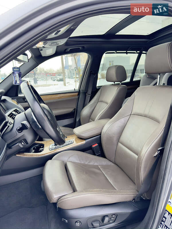 Внедорожник / Кроссовер BMW X3 2013 в Хмельницком