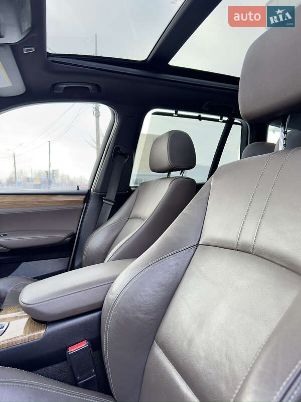 Внедорожник / Кроссовер BMW X3 2013 в Хмельницком