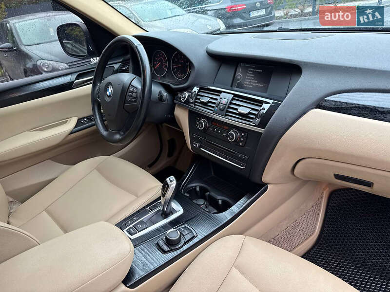Внедорожник / Кроссовер BMW X3 2014 в Виннице
