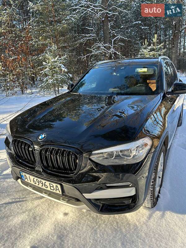 Внедорожник / Кроссовер BMW X3 2019 в Киеве