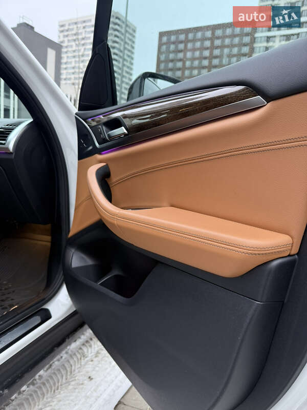 Внедорожник / Кроссовер BMW X3 2018 в Киеве