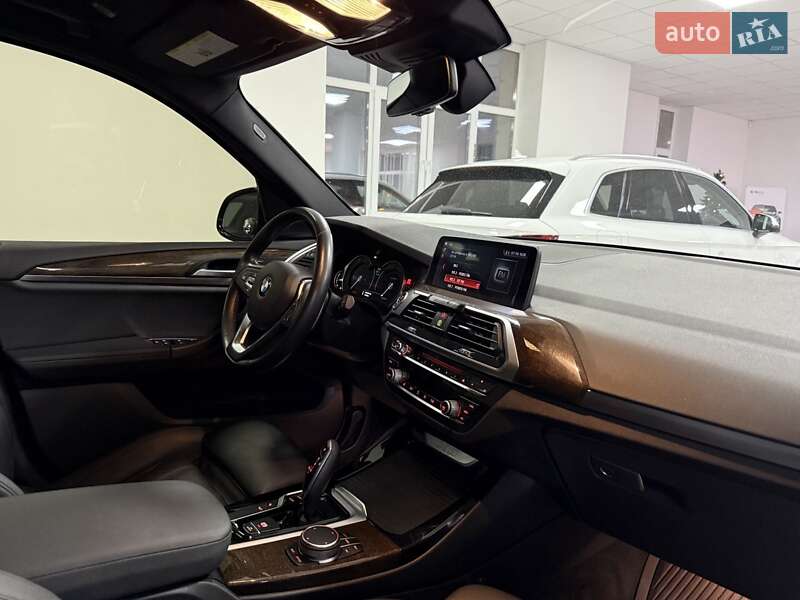 Внедорожник / Кроссовер BMW X3 2018 в Полтаве
