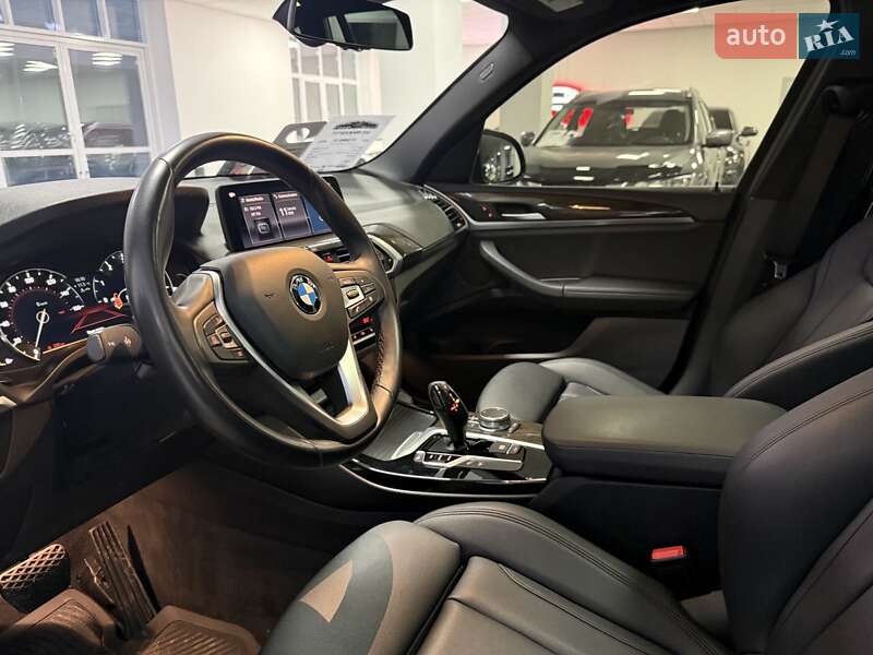 Внедорожник / Кроссовер BMW X3 2018 в Полтаве