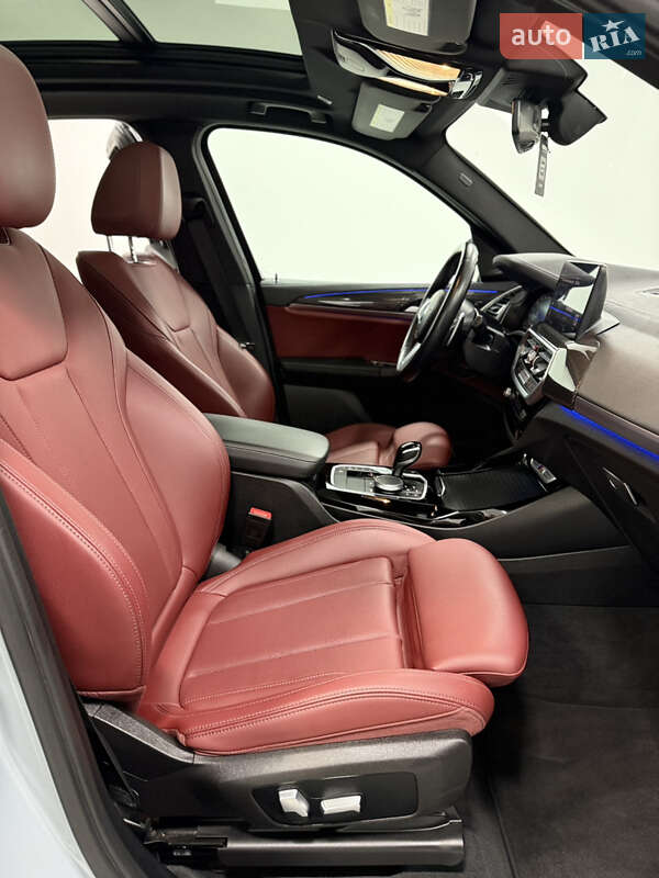 Внедорожник / Кроссовер BMW X3 2023 в Одессе
