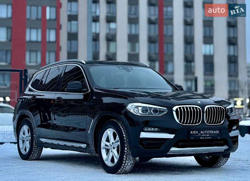 Внедорожник / Кроссовер BMW X3 2019 в Киеве