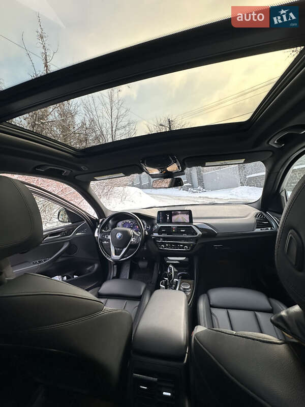 Внедорожник / Кроссовер BMW X3 2018 в Киеве