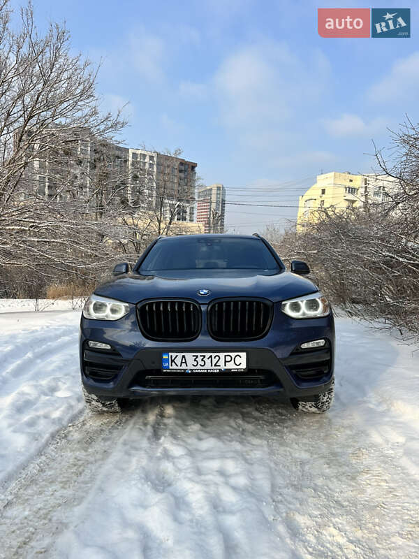 Внедорожник / Кроссовер BMW X3 2018 в Киеве
