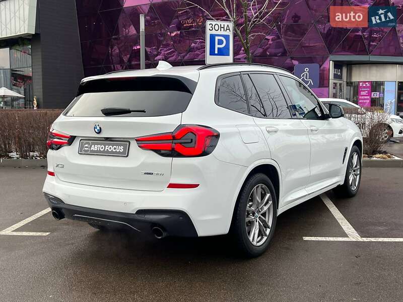Внедорожник / Кроссовер BMW X3 2021 в Киеве