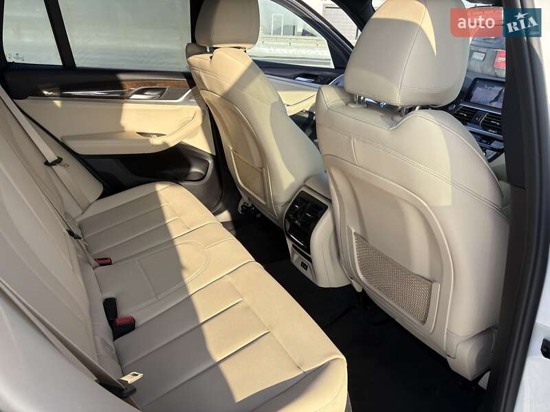 Внедорожник / Кроссовер BMW X3 2020 в Днепре