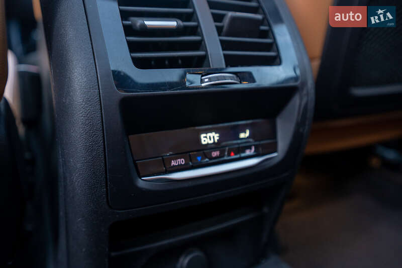 Внедорожник / Кроссовер BMW X3 2019 в Киеве